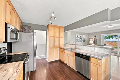 5600 83rd Avenue N, Brooklyn Park, MN 55443 - Photo 12