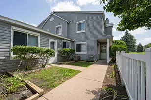 7732 157th St W, Apple Valley, MN 55124 - Photo 2