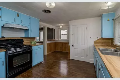 140 E University Street, Owatonna, MN 55060 - Photo 4