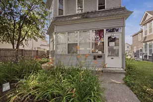 852 Jessamine Ave E, Saint Paul, MN 55106 - Photo 4