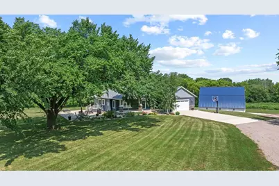 2615 210th Avenue, Marshall, MN 56258 - Photo 8