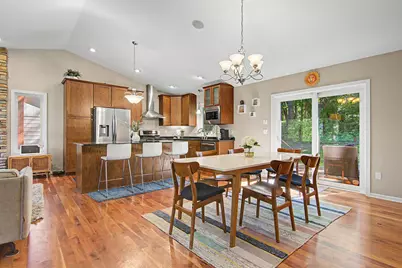 4640 Nine Mile Creek Parkway, Bloomington, MN 55437 - Photo 2