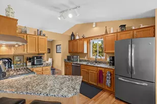 7281 Terra Ct, Lino Lakes, MN 55014 - Photo 4