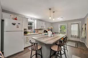 358 E Amber Lake Dr, Fairmont, MN 56031 - Photo 4