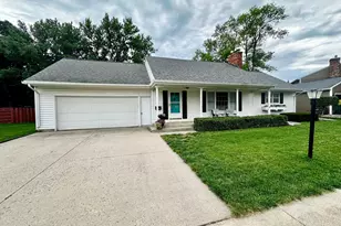 506 E Lyon St, Marshall, MN 56258 - Photo 1