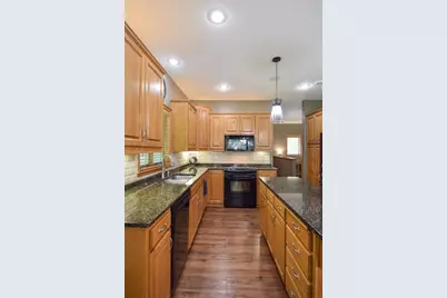 1150 Oakcrest Drive, Sauk Rapids, MN 56379 - Photo 10