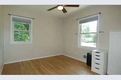 10717 Nord Avenue S, Bloomington, MN 55437 - Photo 8