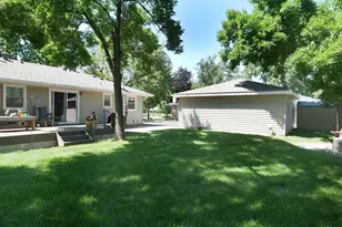 10717 Nord Ave S, Bloomington, MN 55437 - Photo 22
