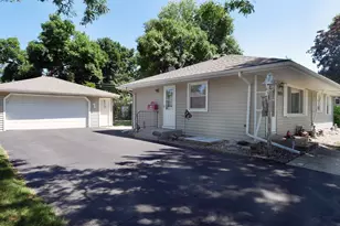 10717 Nord Ave S, Bloomington, MN 55437 - Photo 24