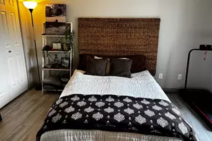2185 Shenandoah Ct, Plymouth, MN 55447 - Photo 10