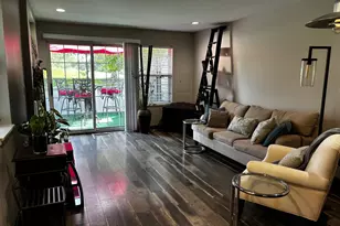 2185 Shenandoah Ct, Plymouth, MN 55447 - Photo 2