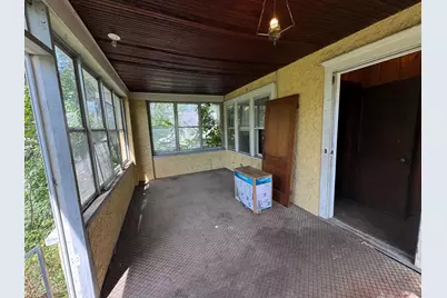 1615 7th Street E, Saint Paul, MN 55106 - Photo 2