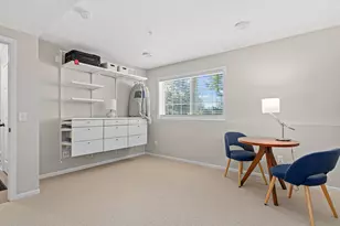 1862 Colonial Ln, Chanhassen, MN 55317 - Photo 22