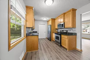 2910 114th Ave NW, Coon Rapids, MN 55433 - Photo 8