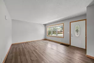 2910 114th Ave NW, Coon Rapids, MN 55433 - Photo 4