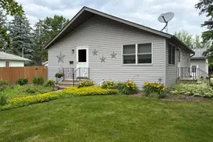 600 E Elm Ave, Olivia, MN 56277 - Photo 4