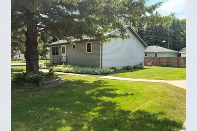 600 E Elm Avenue, Olivia, MN 56277 - Photo 1