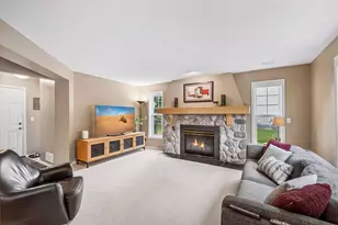 9429 Tyne Ln, Inver Grove Heights, MN 55077 - Photo 10