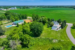 9815 Pioneer Trail, Greenfield, MN 55357 - Photo 2
