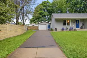 1010 Malden Ave, Eau Claire, WI 54703 - Photo 2