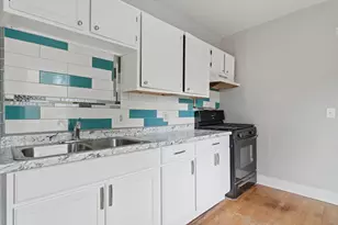 733 Bradley St, Saint Paul, MN 55130 - Photo 16