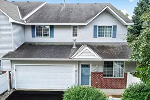 13955 Erwin Ct, Eden Prairie, MN 55344 - Photo 2