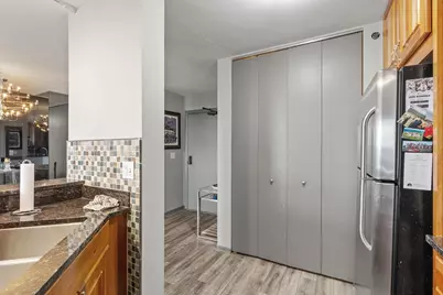 401 S 1st Street #1702, Minneapolis, MN 55401 - Photo 16