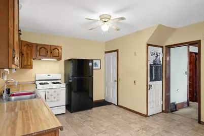 323 Erie Street, Saint Paul, MN 55102 - Photo 12