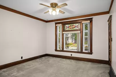 323 Erie Street, Saint Paul, MN 55102 - Photo 4