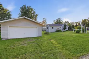 127 N 2nd Ave, Warba, MN 55793 - Photo 34