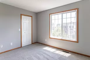 4960 Emmit Dr N, Hugo, MN 55038 - Photo 8