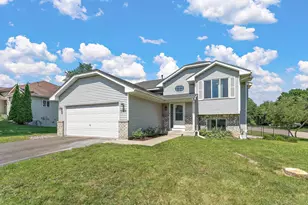 5785 Yucca Ln N, Plymouth, MN 55446 - Photo 28