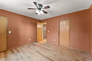 5785 Yucca Ln N, Plymouth, MN 55446 - Photo 22