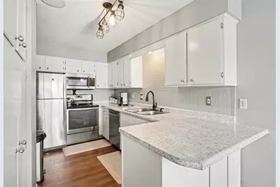 15865 Griffon Path, Apple Valley, MN 55124 - Photo 2