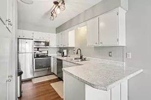 15865 Griffon Path, Apple Valley, MN 55124 - Photo 2