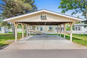 2215 Sugar Pine Dr, Cambridge, MN 55008 - Photo 1