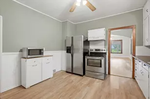 146 W Winter Ave, Elmwood, WI 54740 - Photo 6