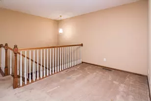 681 Cobblestone Way, Shakopee, MN 55379 - Photo 18