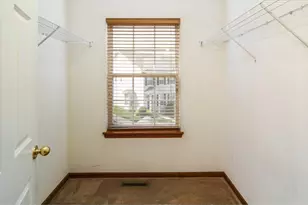 681 Cobblestone Way, Shakopee, MN 55379 - Photo 12