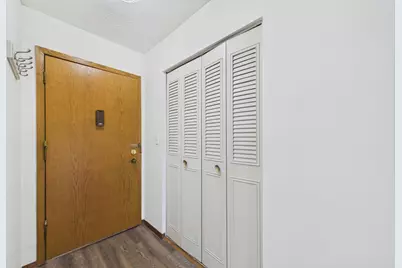 2730 Dale Street N #D110, Roseville, MN 55113 - Photo 14