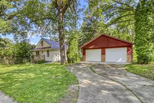 308 Sherman St, Detroit Lakes, MN 56501 - Photo 2