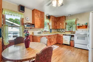 308 Sherman St, Detroit Lakes, MN 56501 - Photo 6