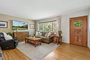 8418 Kell Ave S, Bloomington, MN 55437 - Photo 8