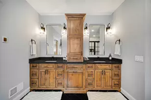 8524 Haeg Dr, Bloomington, MN 55431 - Photo 26
