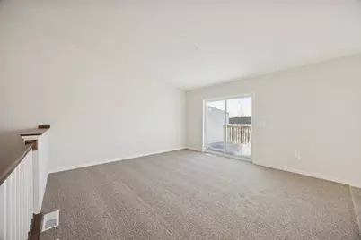 1106 45th Avenue NE, Saint Cloud, MN 56304 - Photo 2