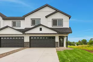 1102 45th Ave NE, Saint Cloud, MN 56304 - Photo 1