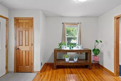 10816 Stanley Avenue S, Bloomington, MN 55437 - Photo 2