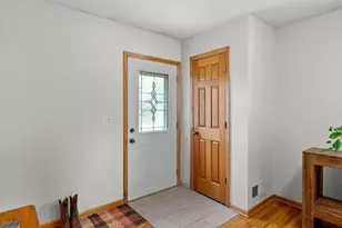 10816 Stanley Ave S, Bloomington, MN 55437 - Photo 4