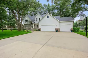 516 17th St N, Sartell, MN 56377 - Photo 1