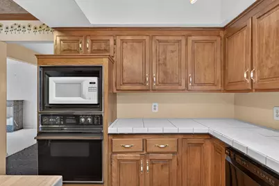 798 Torchwood Drive, New Brighton, MN 55112 - Photo 18